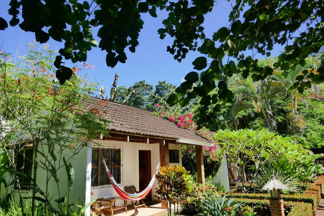 Escape Caribeno Hotell Puerto Viejo de Talamanca Exteriör bild
