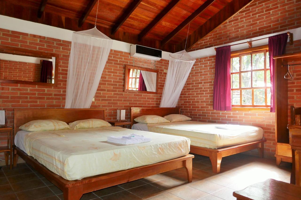 Escape Caribeno Hotell Puerto Viejo de Talamanca Exteriör bild