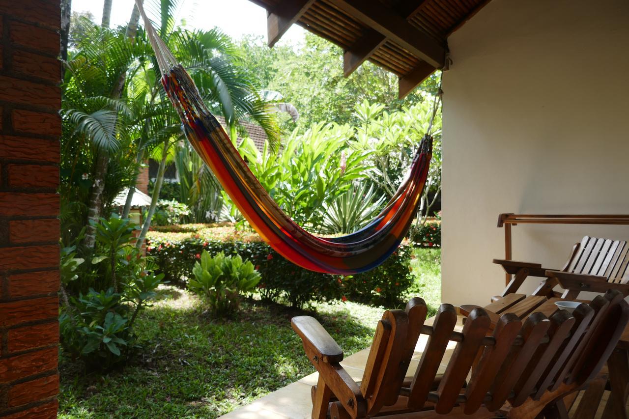 Escape Caribeno Hotell Puerto Viejo de Talamanca Exteriör bild