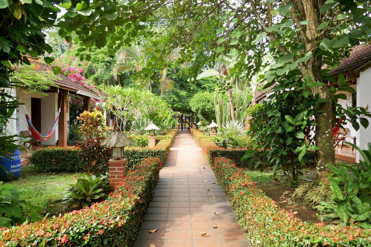 Escape Caribeno Hotell Puerto Viejo de Talamanca Exteriör bild